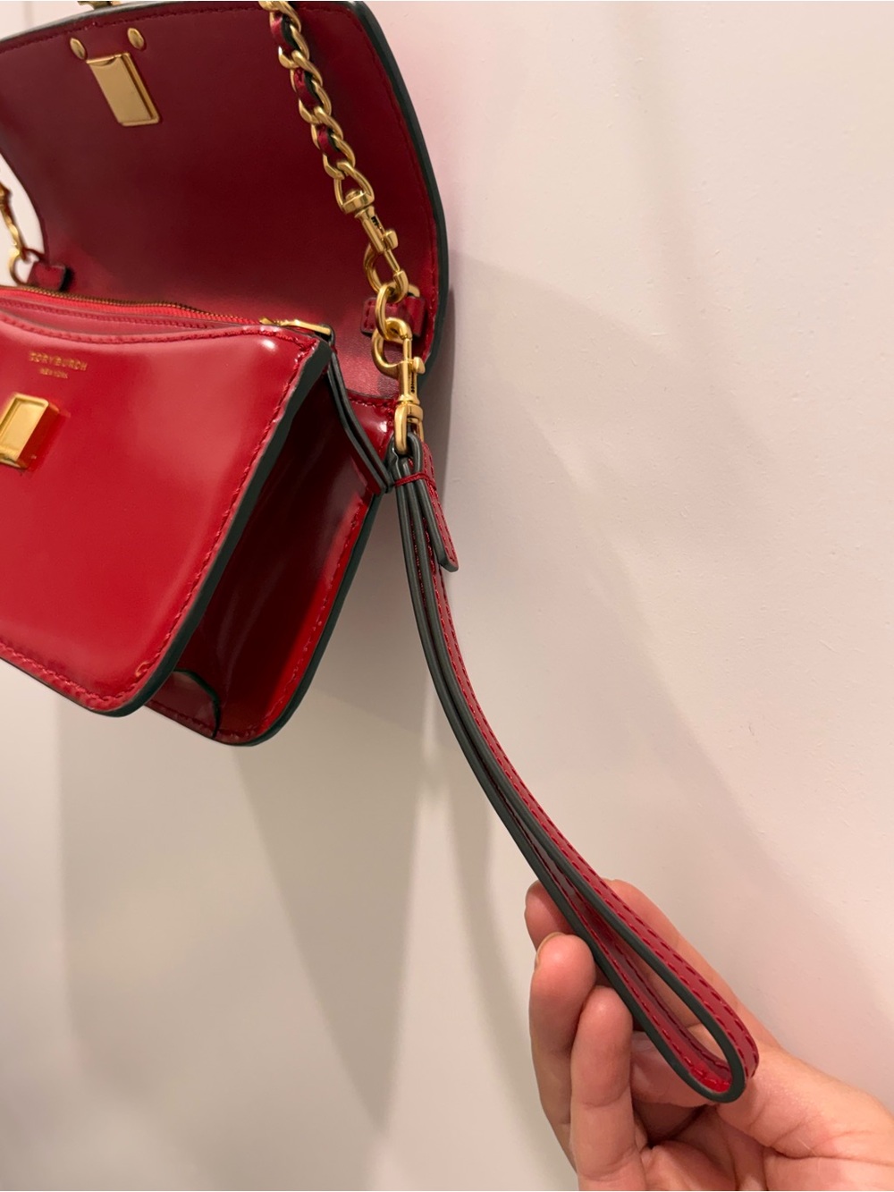 Tory Burch Red Leather Chain Crossbody & Wristlet - Picture 8 of 8